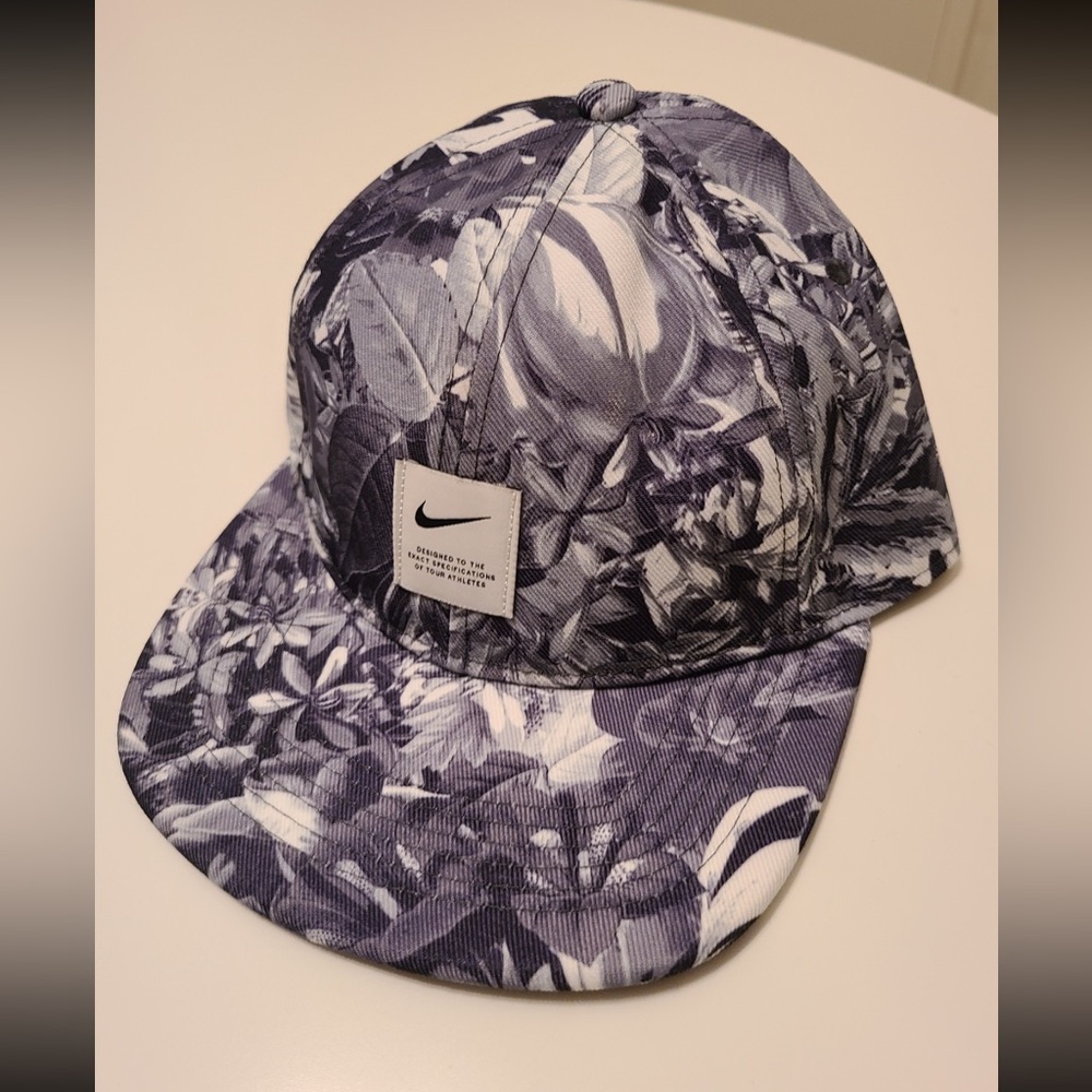 Nike hat
